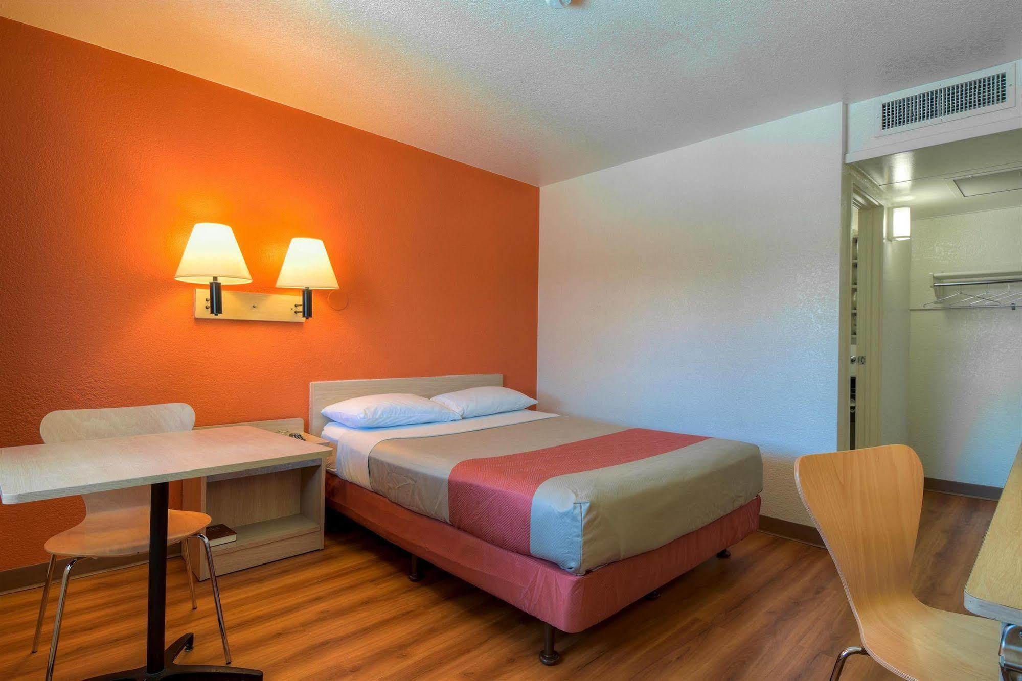 Motel 6-Jurupa Valley, Ca - Riverside West Zewnętrze zdjęcie