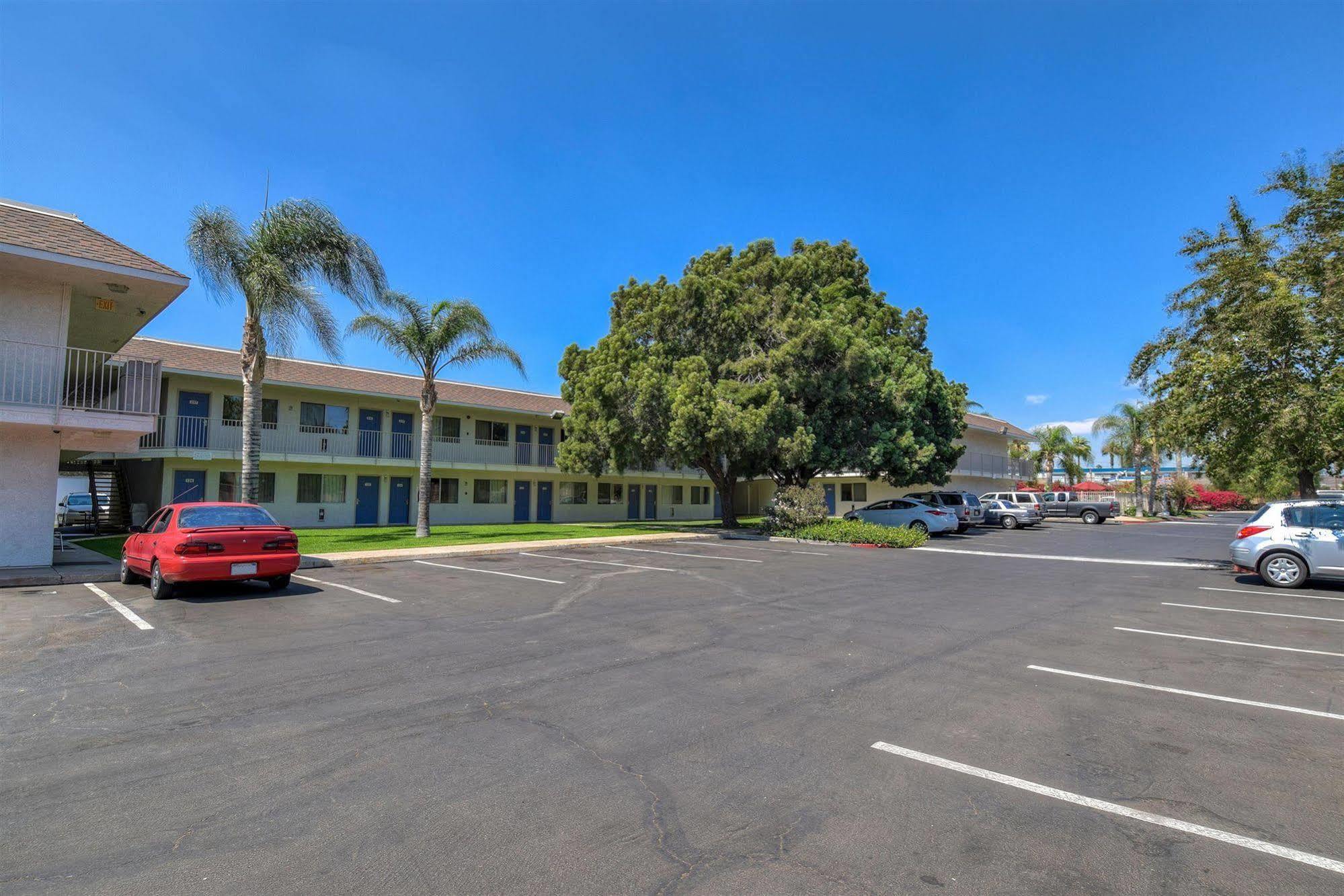 Motel 6-Jurupa Valley, Ca - Riverside West Zewnętrze zdjęcie
